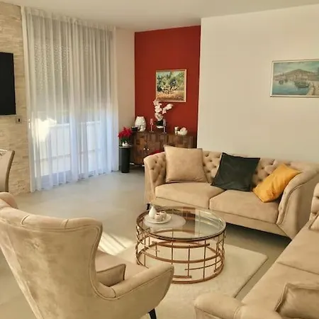 Luxury With Sea View Split