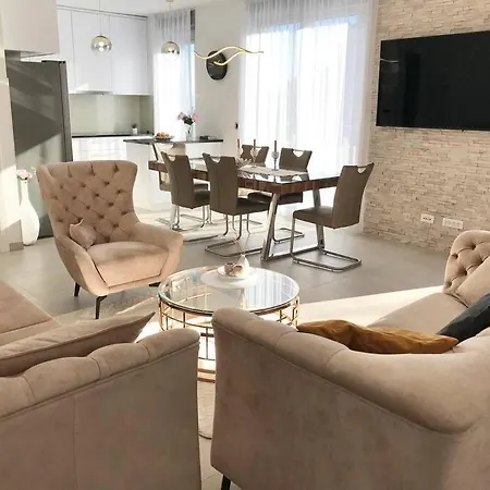 Apartament Luxury With Sea View *